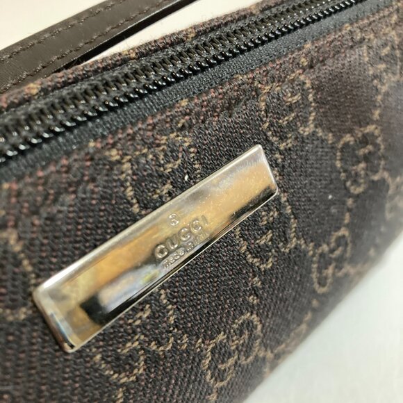 ⭐️ Authentic⭐️  Gucci GG Monogram Dark Brown Canvas & Leather Pochette Bag - Picture 6 of 10